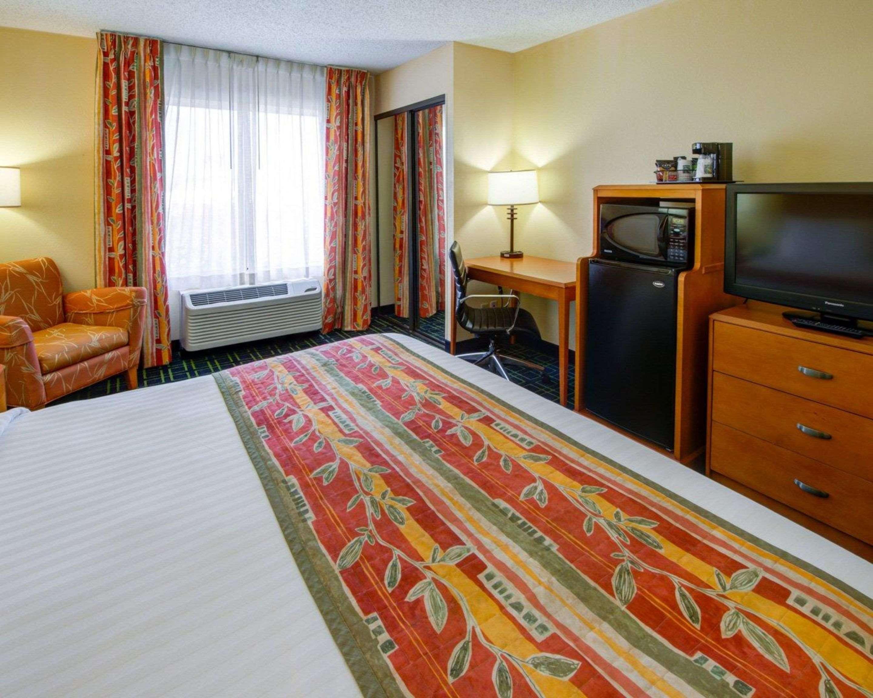 Quality Inn Placentia Anaheim Fullerton Bagian luar foto