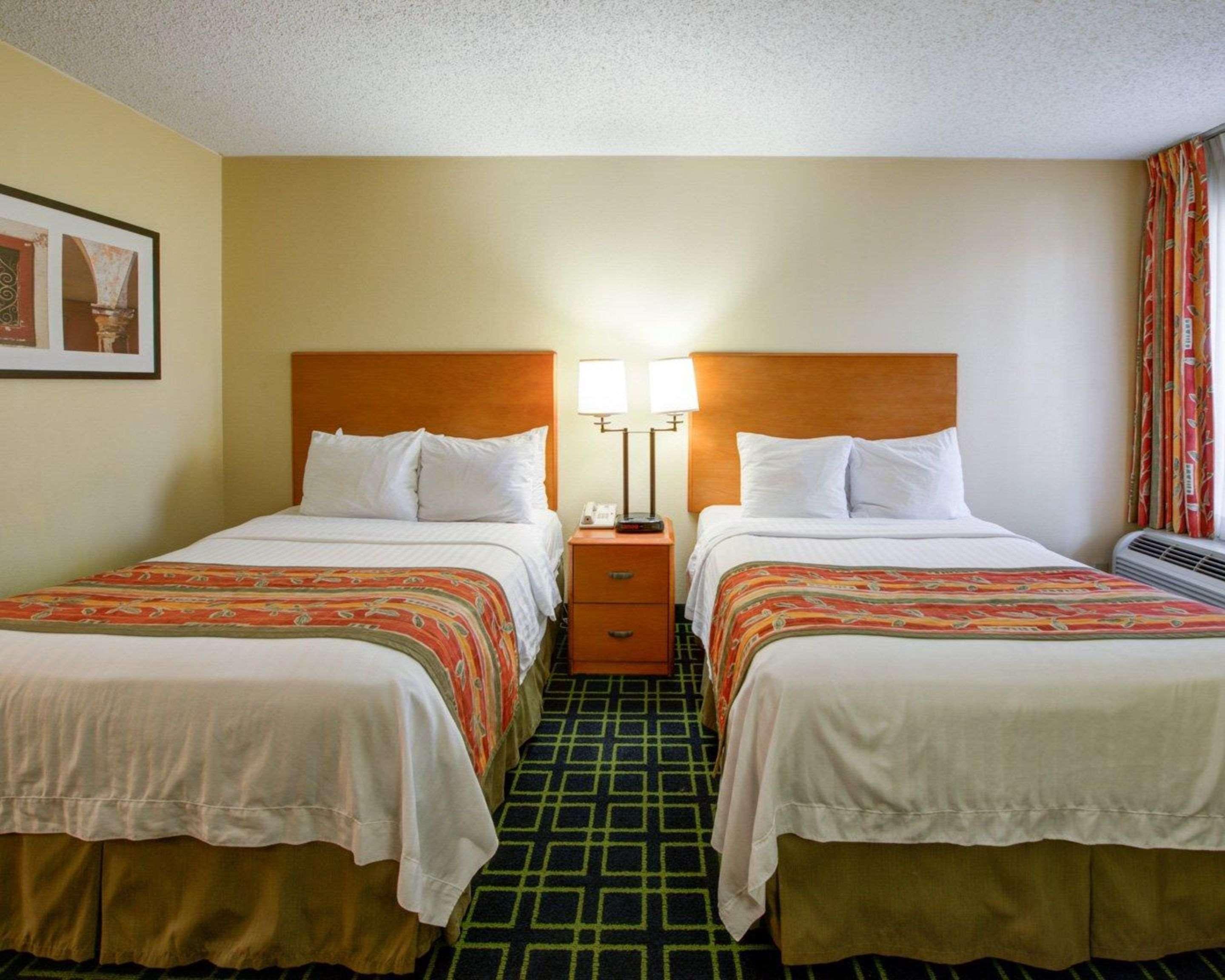 Quality Inn Placentia Anaheim Fullerton Bagian luar foto