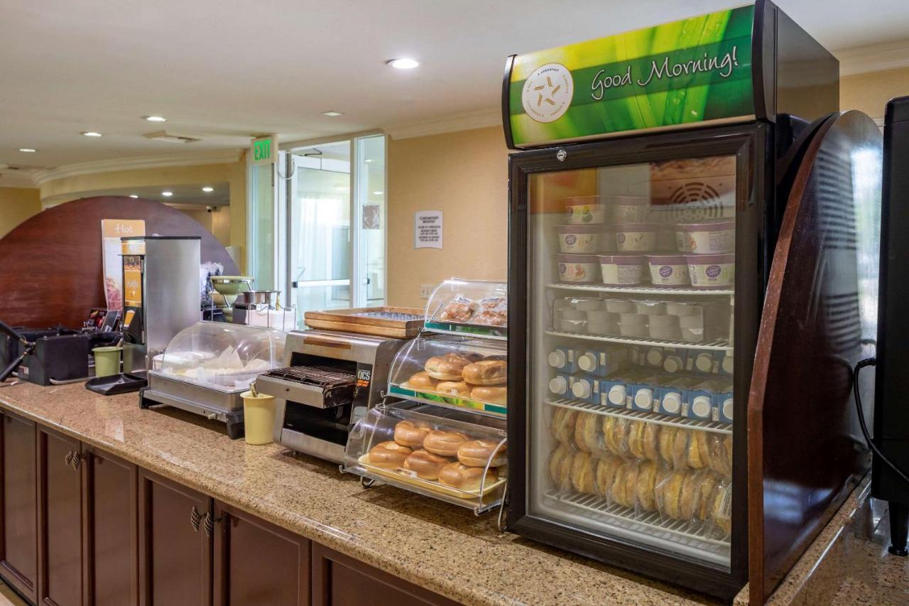 Quality Inn Placentia Anaheim Fullerton Bagian luar foto